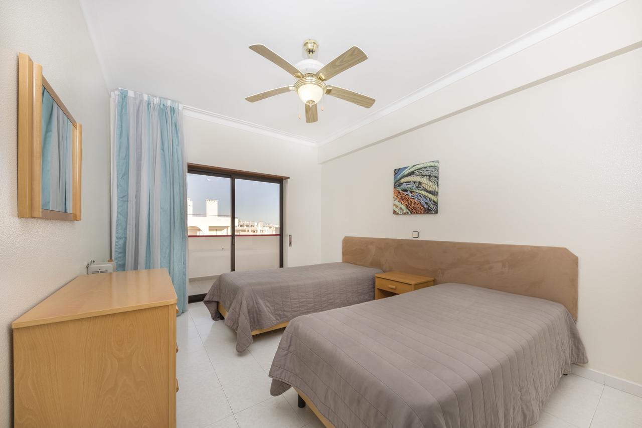 One-Bedroom Apartment,945791803:JPEG